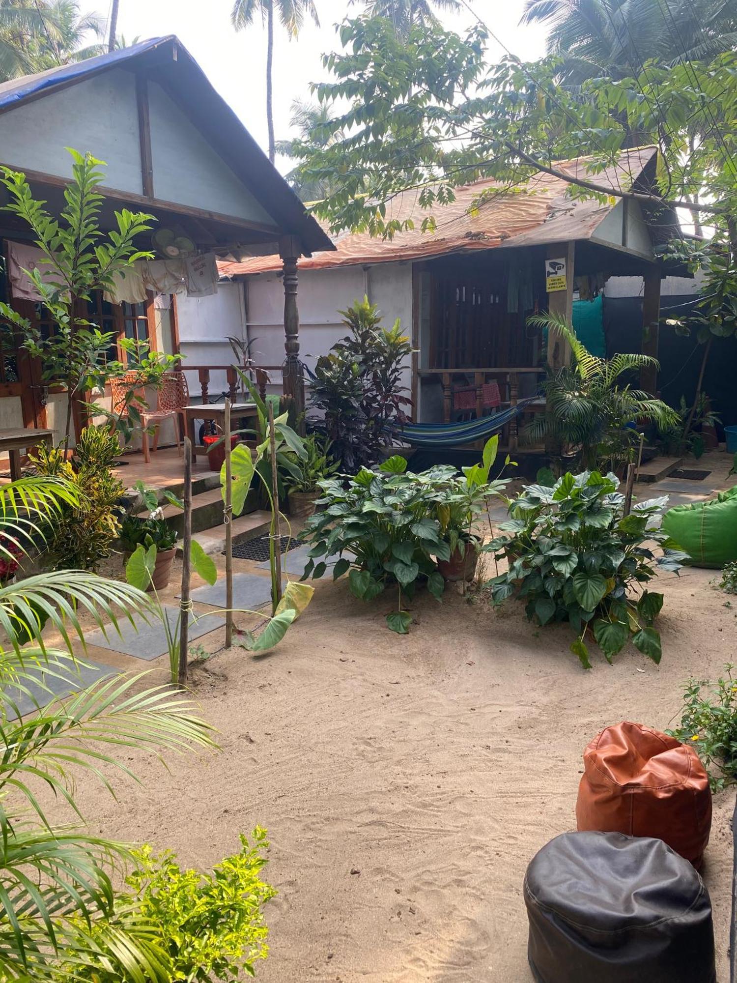 Tropical Bay Vandrarhem Palolem Exteriör bild